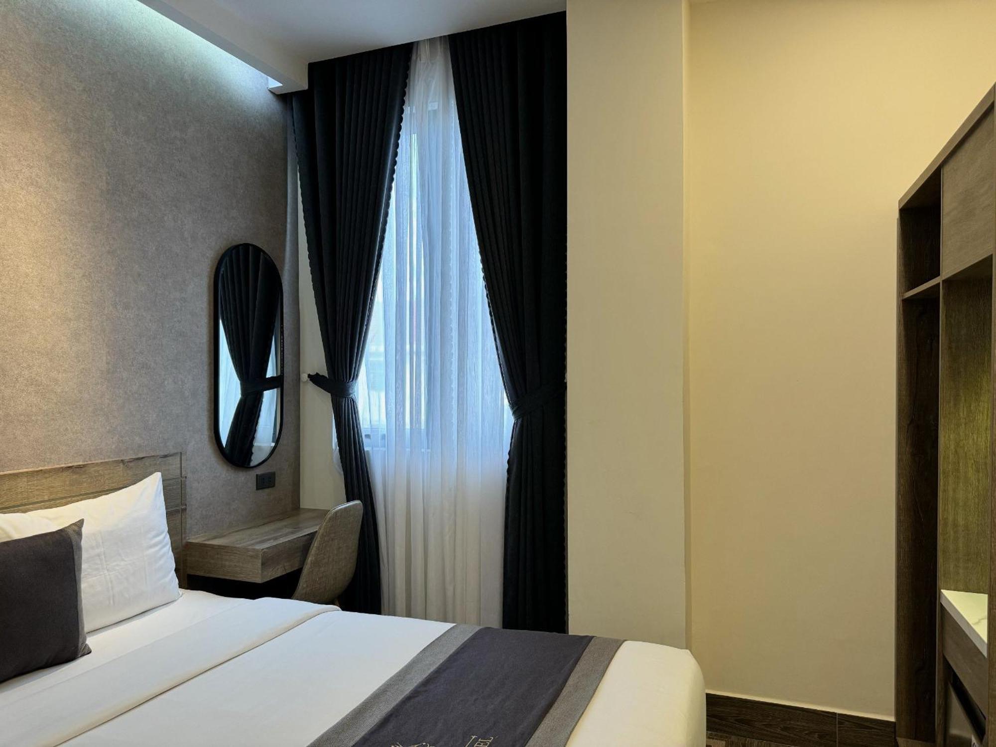 Lion 5 Hotel Can Tho Exterior photo